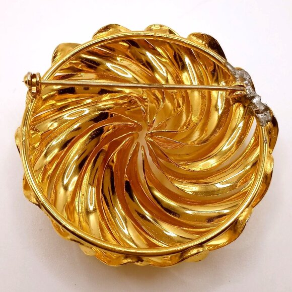 Vintage Brooch Open Swirl Gold-Tone Repaired Brooch Lapel Pin 2" Diameter - Picture 3 of 6
